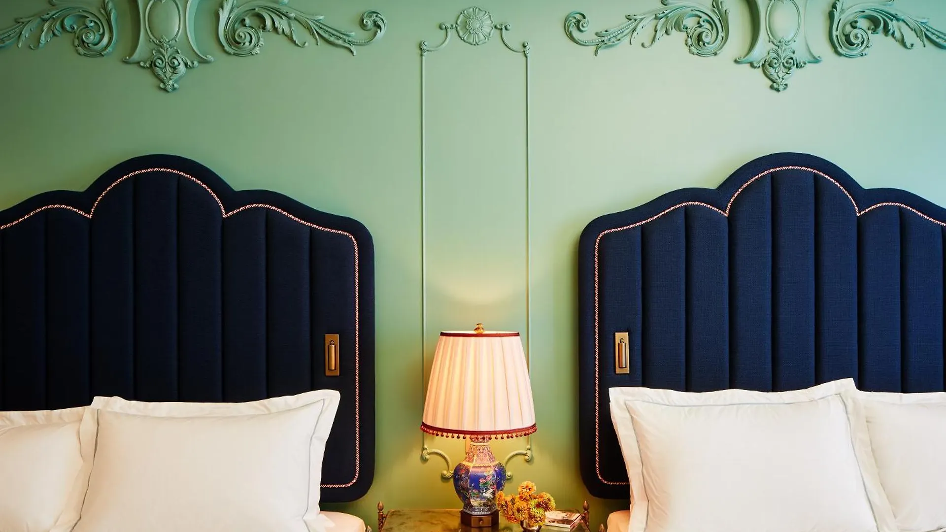 The Fifth Avenue Hotel New York ABD